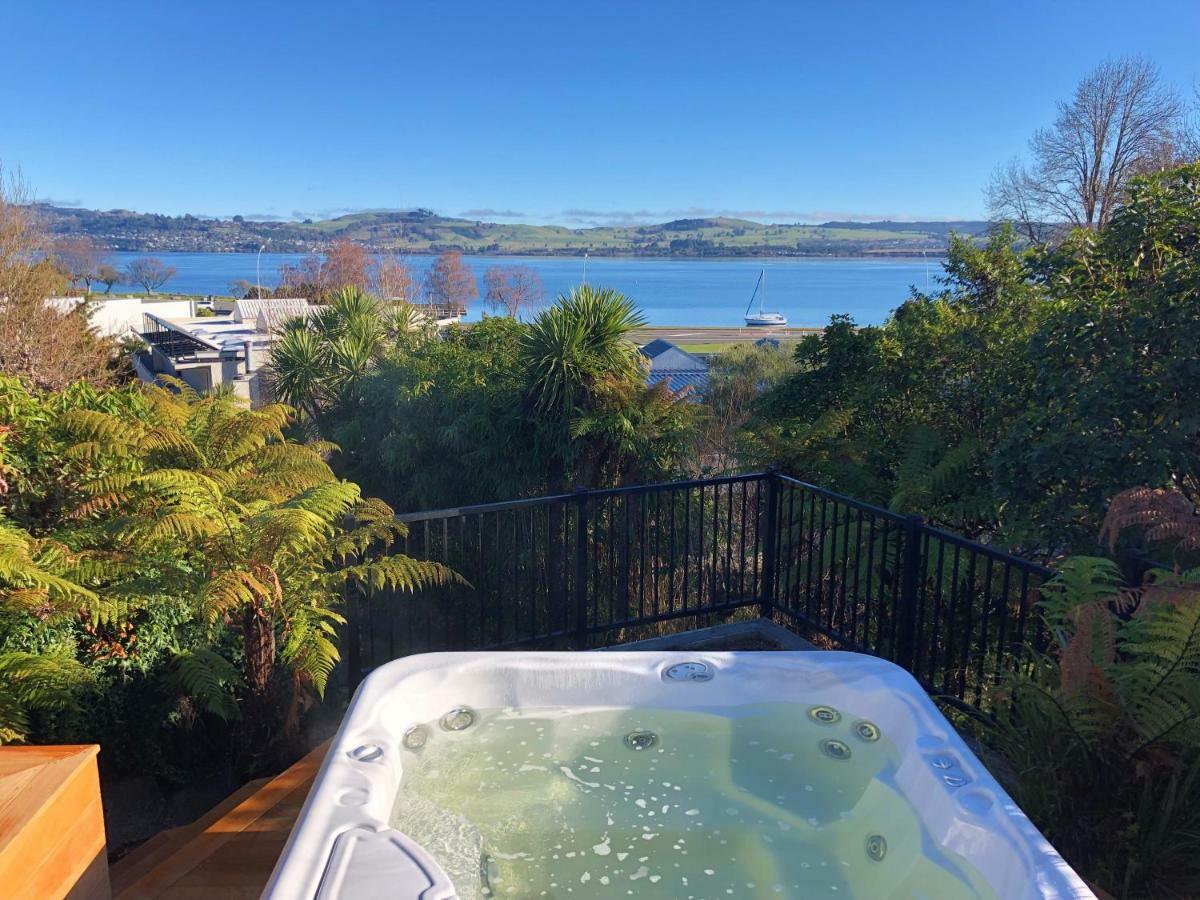 Bayview Lake Lago Taupo Exterior foto